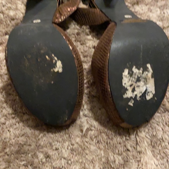 Women’s Heels. - Picture 5 of 10